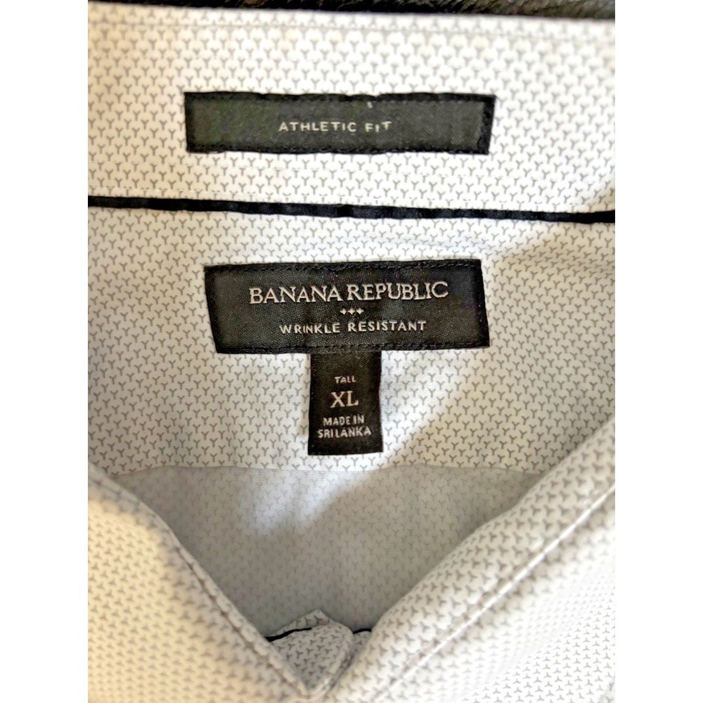 Banana Republic Wrinkle Resistant Athletic Fit Button Up Shirt Size XL Tall Mens - Picture 4 of 5